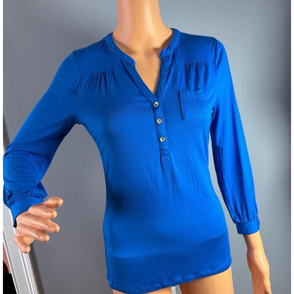 The Limited Women's XS Royal Blue Henley Blouse NWT Long Sleeve Rayon Spandex.
